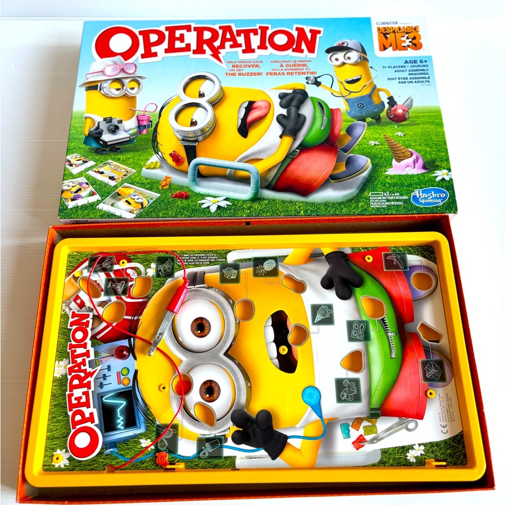 Despicable Me 3 Edition Operation Game, complete and working
